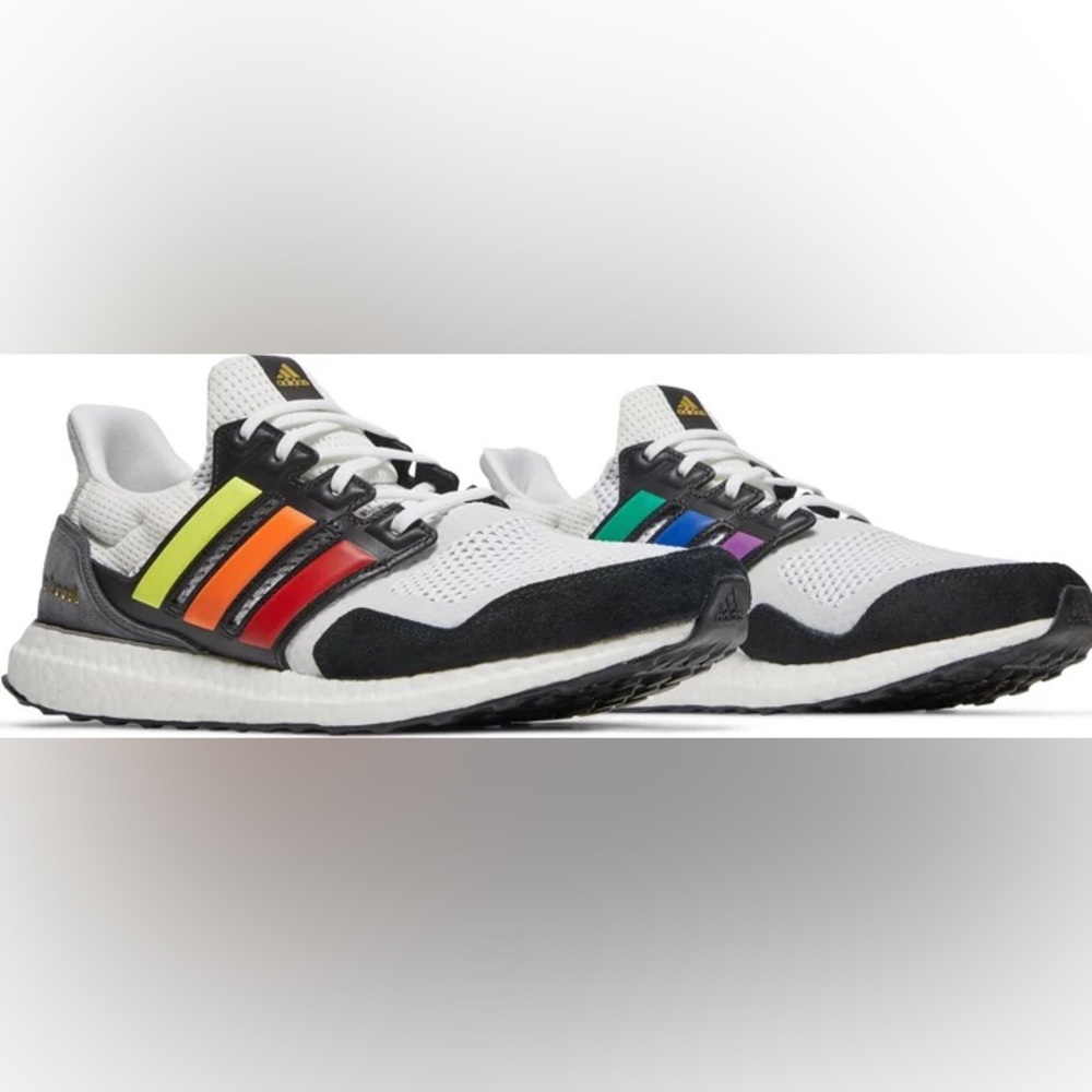 ADIDAS UltraBoost S&L Pride 2020 - FY5347 - Sz Men’s 5 / Women’s 7 - Picture 2 of 16